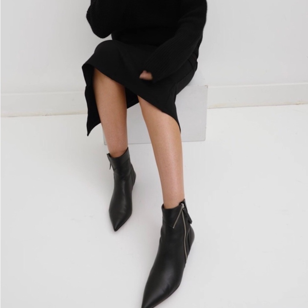 Everlane The Boss - booties  size 9